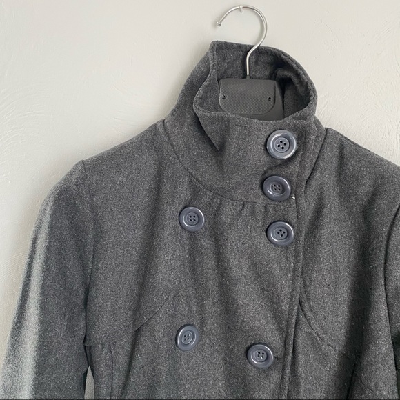 NEW LOOK Gray Winter Coat with Black Belt Buttoned - Picture 3 of 13